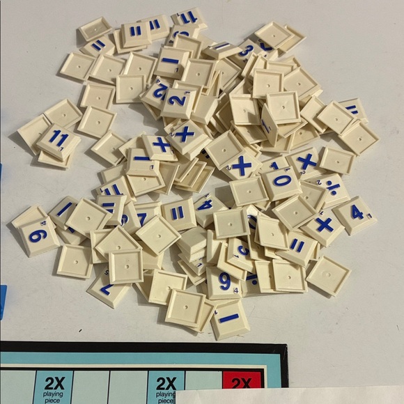 Pressman 'SMATH' Math Learning Game - Picture 9 of 11